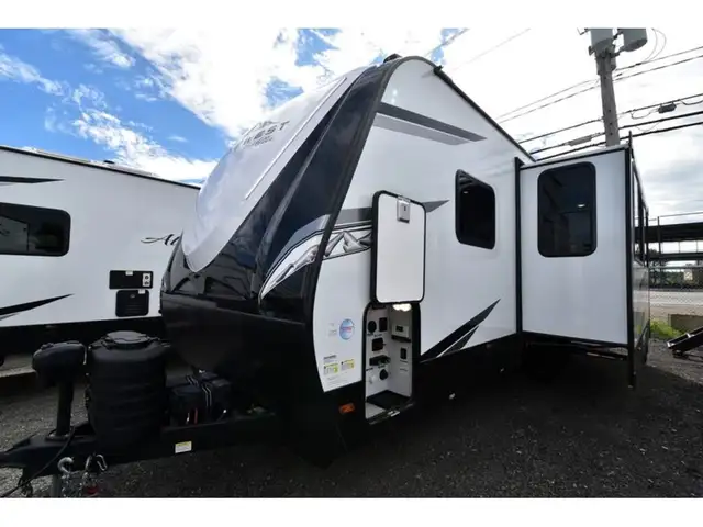 2025 East to West Alta 2600KRB in RVs & Motorhomes in Laurentides - Image 4