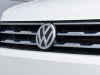 AWD, Android Auto / Apple CarPlay, Forward Collision Warning, Navigation System, Rain Sensing Wipers... (image 9)