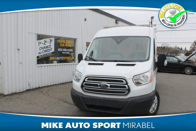 2018 Ford Transit Van T-250 toit moyen porte coulissante côté pa in Cars & Trucks in Laval / North Shore