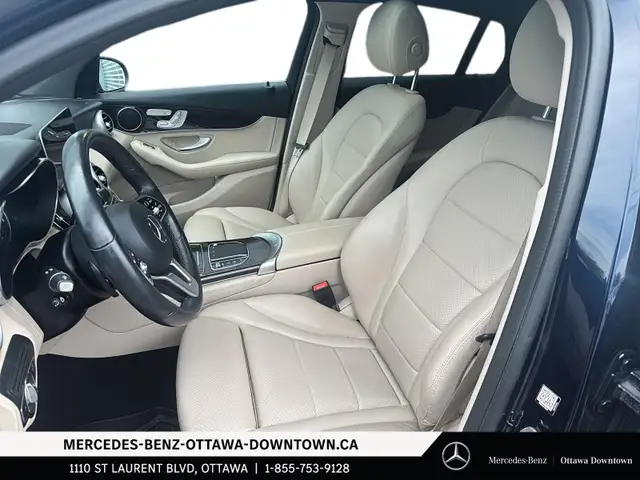 2020 Mercedes-Benz GLC300 4MATIC Coupe dans Autos et camions dans Ottawa - Image 9