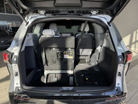 AWD. Certified. Toyota Certified Details: * Zero Deductible / Complimentary First Oil & Filter Chang... (image 7)