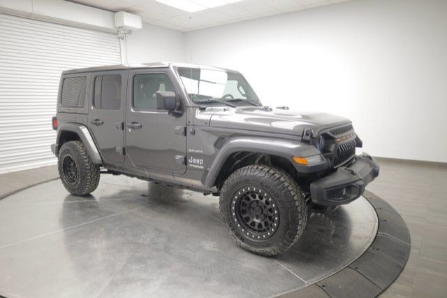 2019 Jeep Wrangler Unlimited Sahara in Cars & Trucks in Calgary