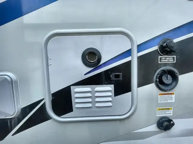 2023 Thor Motor Coach Gemini AWD 23TE in RVs & Motorhomes in Kamloops - Image 30