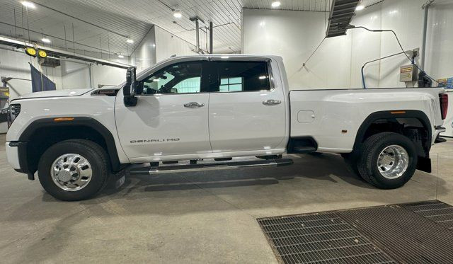 2024 GMC Sierra 3500HD Denali in Cars & Trucks in Lloydminster - Image 3