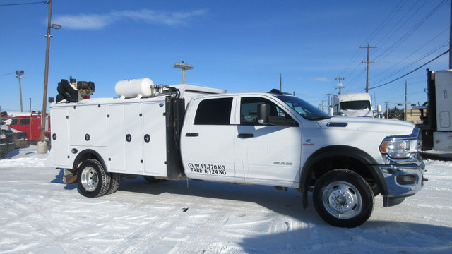 2022 Dodge RAM 5500 CREW CAB SERVICE LUB TRUCK in Heavy Equipment in Vancouver - Image 4