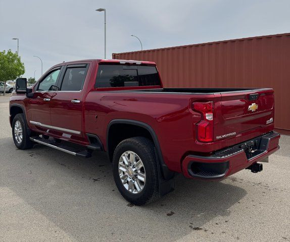 2024 Chevrolet Silverado 2500HD High Country Crew Cab in Cars & Trucks in Regina - Image 3