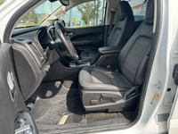 6' 2' box, Tow Package, Heated Seats, box light, Traction Control, Apple Car Play, Android Auto, Box... (image 6)