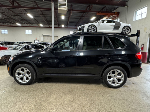 2012 BMW X5 AWD 35i - BLUETOOTH - NAVIGATION - BACKUP CAMERA/TOP in Cars & Trucks in Mississauga / Peel Region - Image 2