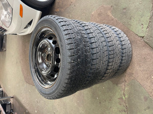 2011 Mazda 2 GS 4DOOR BT AUTO PWR GROUP 2 SETS OF WHEELS...LOW KMS.