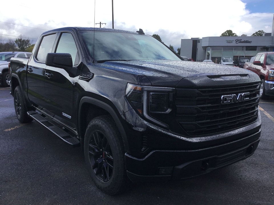 2022 GMC Sierra 1500 Elevation