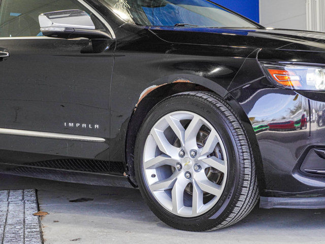 2015 Chevrolet Impala LTZ- Pano Roof - Heated Seats - Leather in Cars & Trucks in Barrie - Image 4