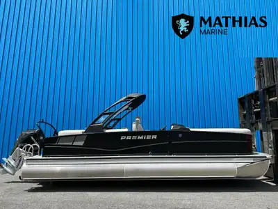 Bateau Ponton PREMIER SOLARIS RF 250 2024 Concessionnaire de bateaux et pontons neufs et d'occasion...