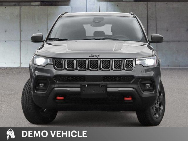 2024 Jeep Compass Trailhawk | 2.0L Turbo | Driver Assist Group in Cars & Trucks in Tricities/Pitt/Maple - Image 2