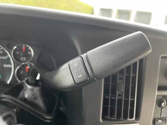 2019 Chevrolet Express 4500 22 Passenger Wheelchair Accessible S in Heavy Trucks in Delta/Surrey/Langley - Image 33