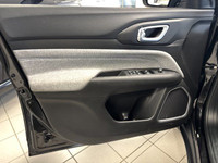 Former Ontario Chrysler Demo**Clean Car Fax**Jeep**Compass**4x4**2.4L**Automatic**Heated Seats**8.4... (image 9)