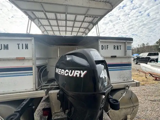 2007 40HP MERCURY 4-STROKE EFI PONTOON BOAT WORK BOAT in Powerboats & Motorboats in Peterborough - Image 4