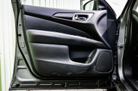 Navigation, Heated Seats, Remote Start, Heated Steering Wheel, Blind Spot Warning! 6 LOCATIONS KINGS... (image 8)