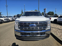 2023 Ford Super Duty F-550 DRW XLT 4WD Crew Cab 203" WB 84" CA, 12ft Deck, 6.7L V8 Diesel, Keyless E... (image 7)