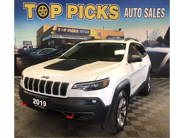  2019 Jeep Cherokee Trailhawk Elite, Fully Loaded, Accident Free in Cars & Trucks in North Bay