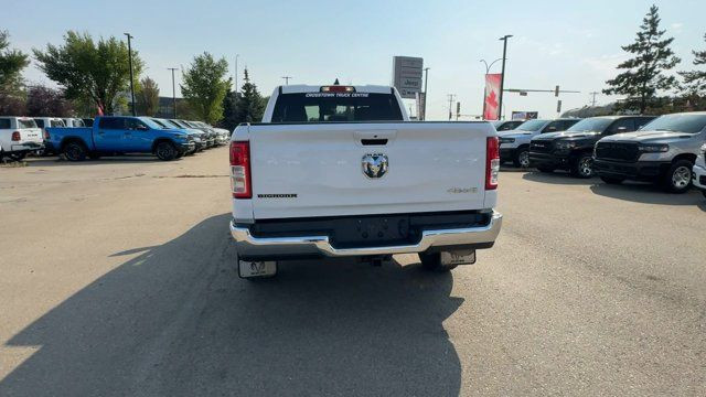 2022 Ram 1500 Big Horn | Apple CarPlay | Back Up Camera in Cars & Trucks in Edmonton - Image 4