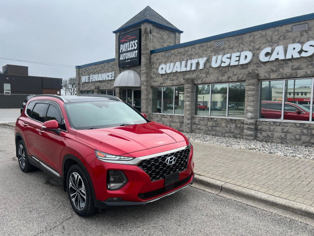 2020 Hyundai Santa Fe Luxury 2.0 in Cars & Trucks in Sarnia