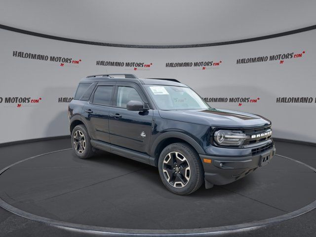 2021 Ford Bronco Sport Outer Banks 4X4 | Heated Seats | in Cars & Trucks in Hamilton - Image 2