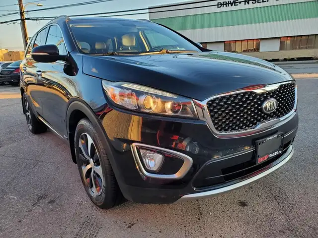 2017 Kia Sorento AWD EX Turbo *Leather / Rear View Camera* in Cars & Trucks in London - Image 12