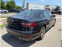 NO ACCIDENTS!! HIGHLINE MODEL!! LEATHER INTERIOR, HEATED SEATS, TOUCH SCREEN CONTROLS, ALLOY WHEELS,... (image 4)