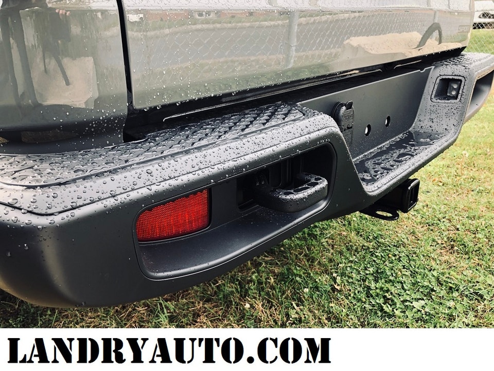 2022 Jeep Gladiator SPORT S