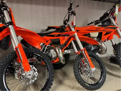Petite roue 17/14 Rock Moto Sport Sherbrooke, Kawasaki, KTM, Cf Moto, Arctic Cat, Vespa, Piaggo, Apr...