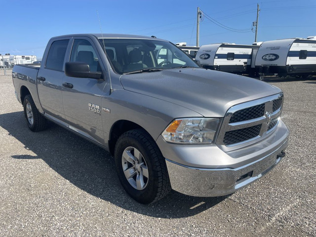 2022 RAM 1500 CREW CAB 4X4 SLT in Cars & Trucks in Owen Sound - Image 4