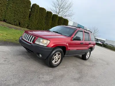 1999 Jeep Grand Cherokee Laredo 4X4 Rugged and Versatile SUV The 1999 Jeep Grand Cherokee Laredo is...
