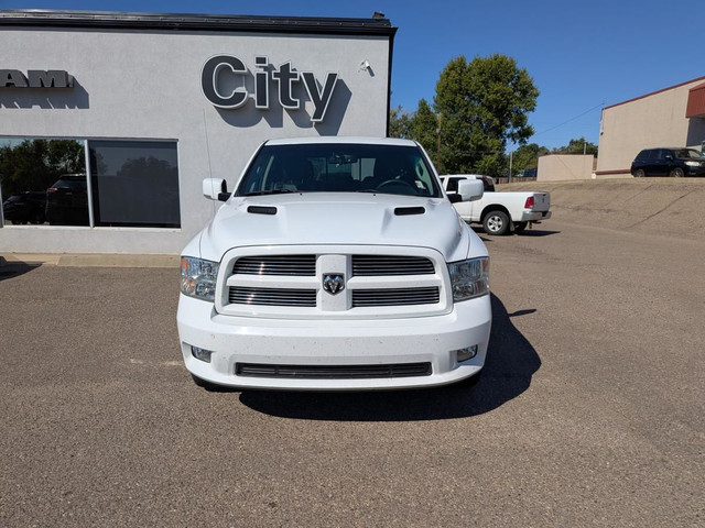 2012 RAM 1500 4WD Quad Cab 6.4 Ft Box Sport for sale in Cars & Trucks in Medicine Hat - Image 2