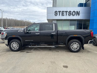 2020 GMC Sierra 2500HD SLT Crew Cab 4x4 - Standard BoxExperience power, luxury, and versatility with... (image 2)
