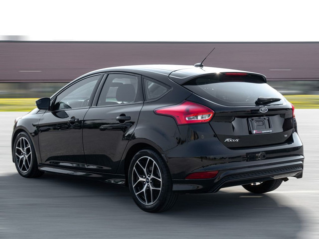 2017 Ford Focus HATCHBACK SE|CLEAN CARFAX|CRUISE CONTROL|HEATED  in Cars & Trucks in City of Toronto - Image 4