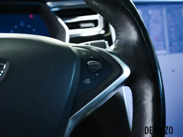 2016 Tesla Model X 90D 7 Passenger in Cars & Trucks in Laval / North Shore - Image 19