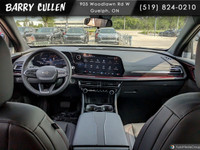 Experience the commanding presence and versatility of the 2025 Chevrolet Traverse Z71 in sleek black... (image 6)