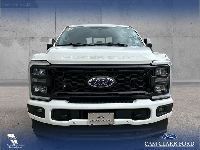2023 Ford F-350 Lariat CLEAN ONE OWNER CARFAX, SPORT APPEARAN... in Cars & Trucks in Red Deer - Image 2