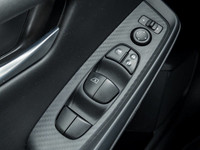 Window Grid Antenna, Variable Intermittent Wipers, Valet Function, Urethane Gear Shifter Material, U... (image 8)