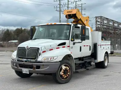 Visit JDM-Motors.ca for more vehicles in stock. 2005 International 4200 VT365 Bucket Truck 124147km...