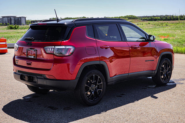 2024 Jeep Compass ALTITUDE 4X4 LEATHER in Cars & Trucks in Strathcona County - Image 4