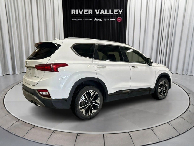 2020 Hyundai Santa Fe in Cars & Trucks in Strathcona County - Image 3