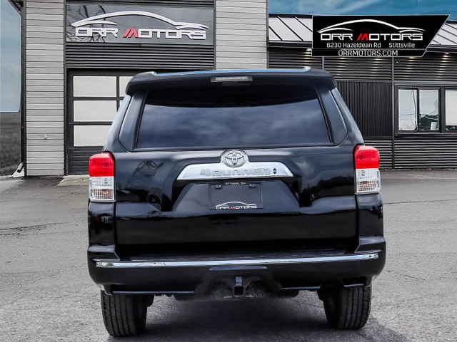 2010 Toyota 4Runner SR5 V6 Loaded with Features: The Limited... in Cars & Trucks in Ottawa - Image 4