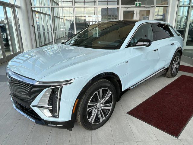 2024 Cadillac LYRIQ Luxury dans Autos et camions  à Ville d’Edmonton - Image 4