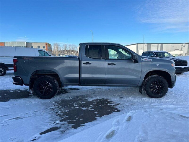 2020 Chevrolet Silverado 1500 Custom Trail Boss in Cars & Trucks in St. Albert - Image 4