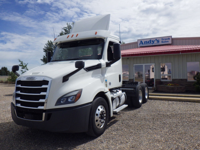 2019 Freightlliner Cascadia Evolution Heavy Truck Day Cab #4113 in Heavy Trucks in Edmonton
