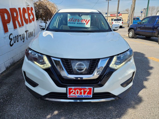 2017 Nissan Rogue S COME EXPERIENCE THE DAVEY DIFFERENCE in Cars & Trucks in Oshawa / Durham Region - Image 2