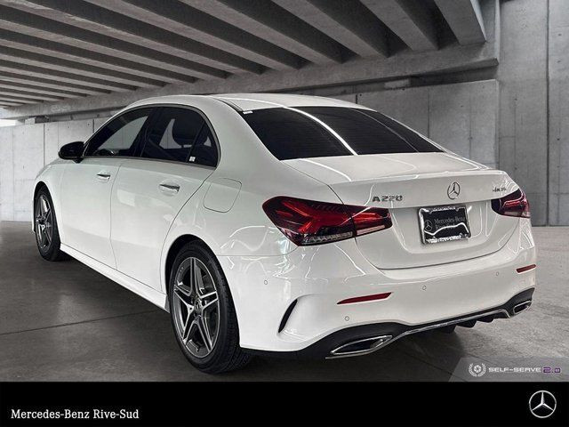 2022 Mercedes-Benz A 220 4MATIC Sedan | Premium Package in Cars & Trucks in Longueuil / South Shore - Image 3