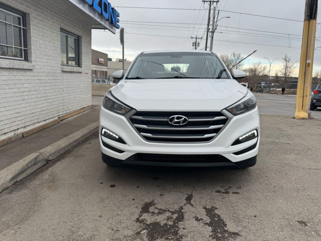 2018 Hyundai Tucson 2.0L FWD in Cars & Trucks in Calgary - Image 4