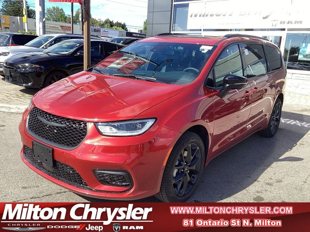 2025 Chrysler Pacifica LIMITED AWD, SAFETY SPHERE GRP, NAPPA LEA in Cars & Trucks in Oakville / Halton Region